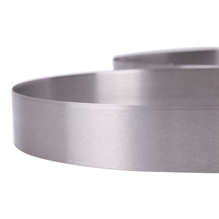 Bycuttech – Ihr Hersteller für Bandmesser und Bandsägeblätter